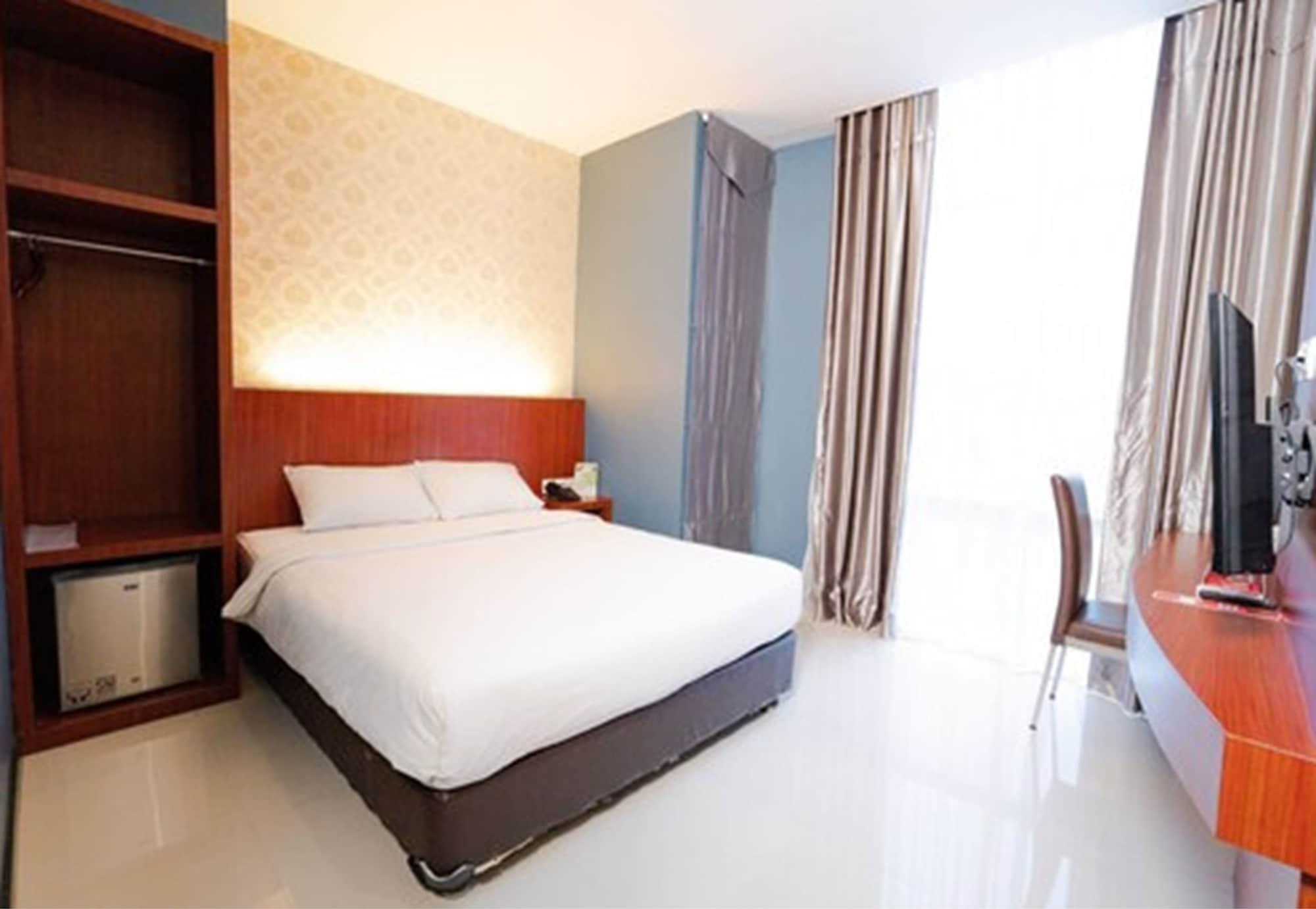 เดอะ ครูว์ โฮเต็ล กัวลานามู อินเตอร์เนชั่นแนล แอร์พอร์ต Hotel เมดาน ภายนอก รูปภาพ